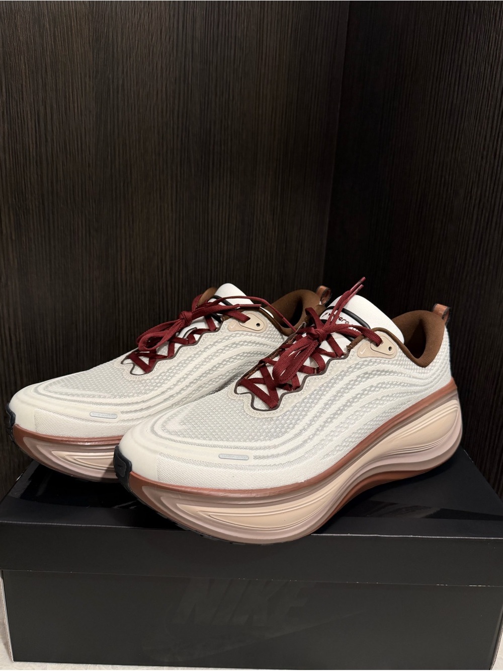 Nike Vomero Plus QS 'Sail Pecan Brown' Sneakers